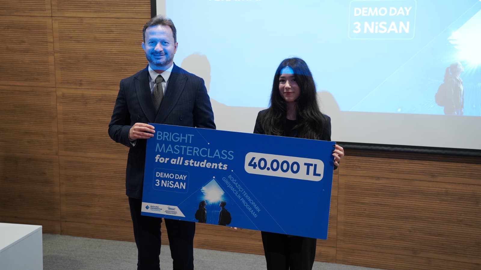 Tera Map Türkiye İstanbul etkinlik eventi Foligno Italia Tera Holding — Bright Masterclass Demo Day 40.000 TL award ceremony at Boğaziçi Teknopark Girişimcilik Programı in İstanbul Türkiye celebrating a Tera Map Tera Holding milestone eventi